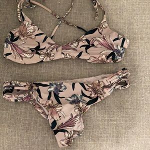 Oneil bikini both pieces size size medium.